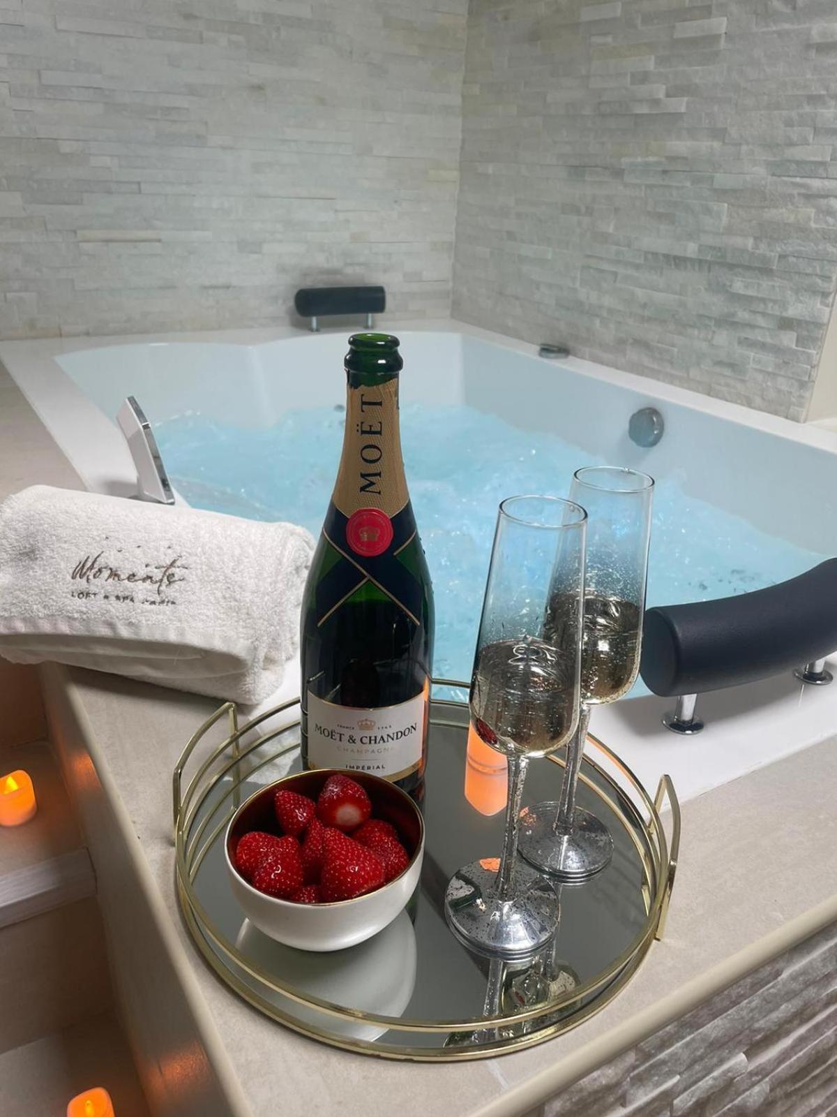 Moments Loft & Spa Paris Монтесон Экстерьер фото